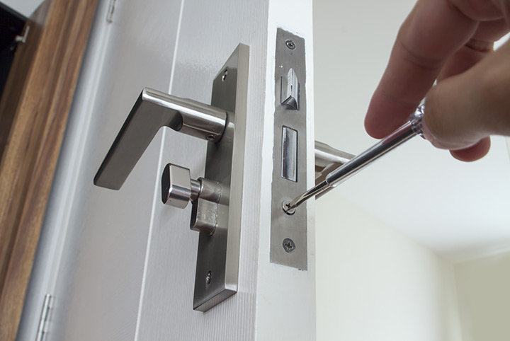 Our local locksmiths are able to repair and install door locks for properties in Didcot and the local area.